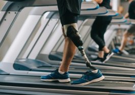 Startup Ini Bikin Kaki Palsu Bertenaga AI, dan Hasilnya Mencengangkan!